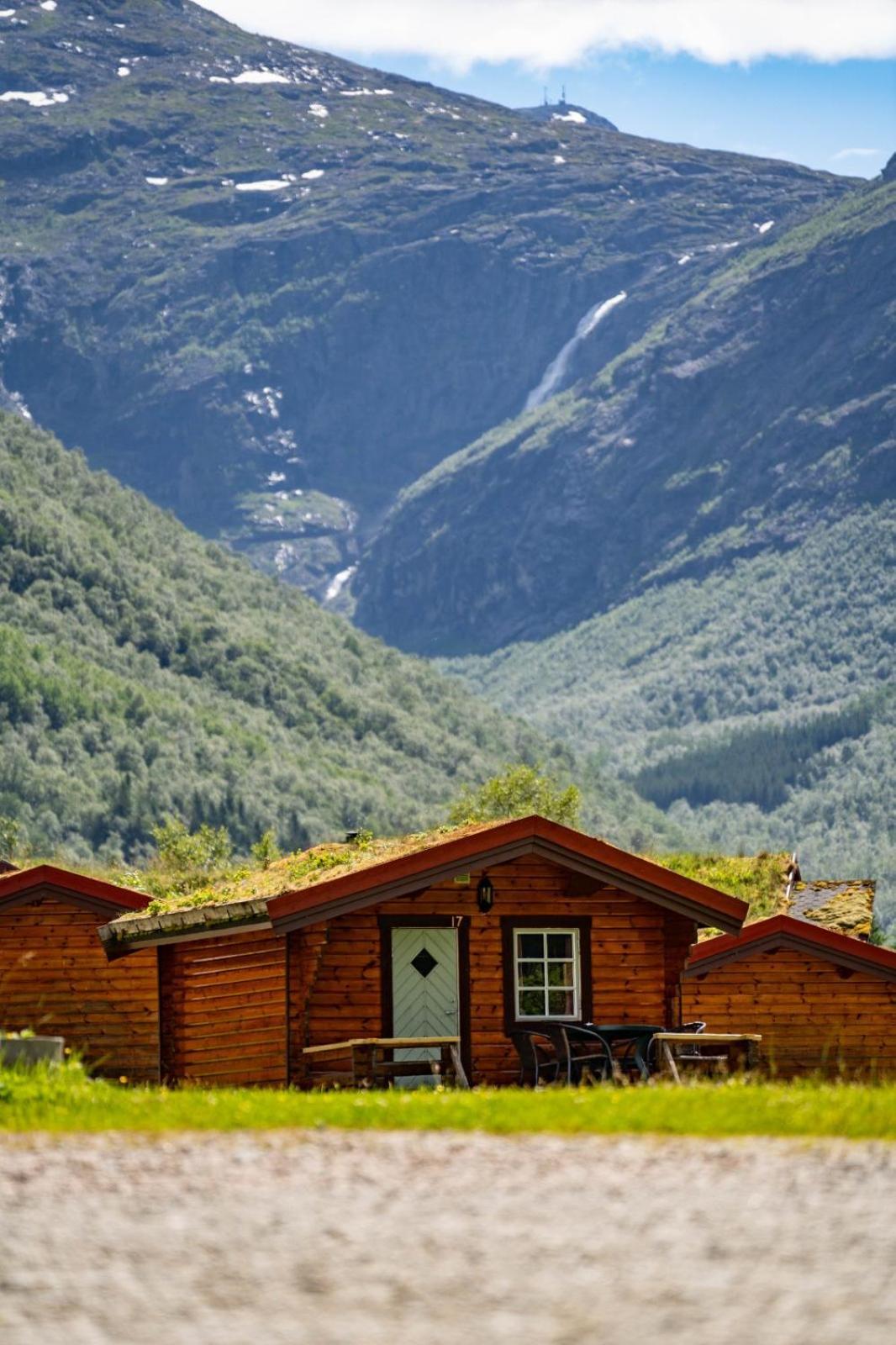 Trollstigen Camping And Gjestegard Åndalsnes Exterior foto